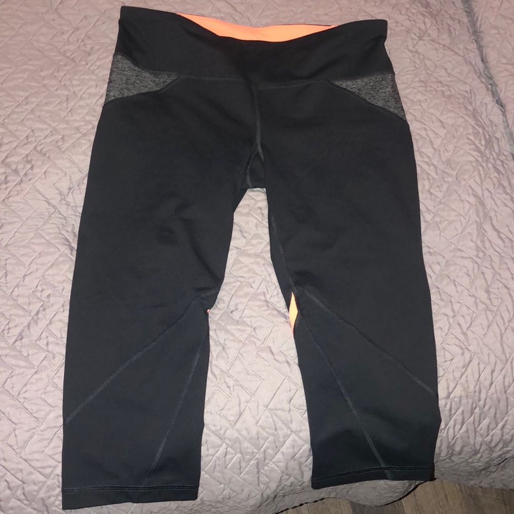 Under Armour Capri pants